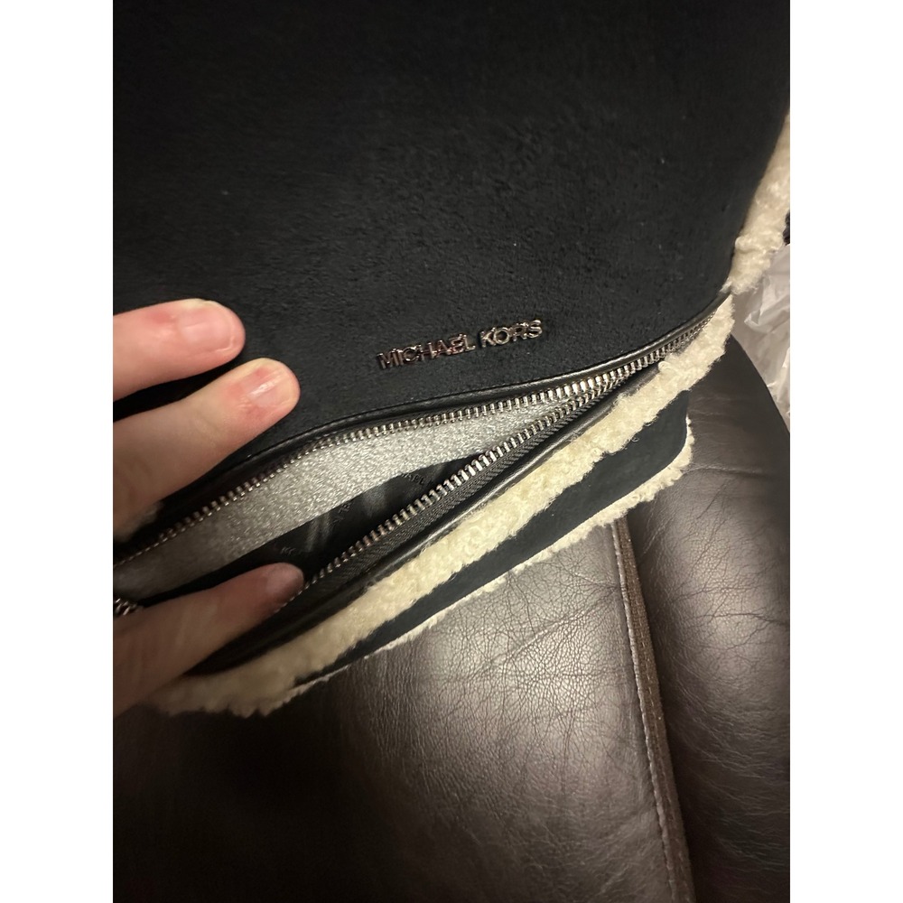 Michael Kors Rhea Black Shearling Trim MD Zip Leather Backpack‎ Bag - Picture 10 of 10